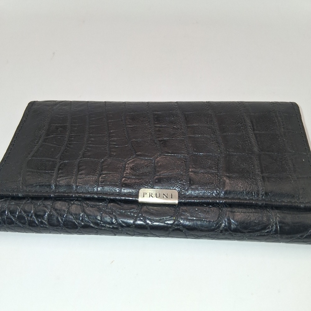 Prune Black Leather Tri-fold Wallet Argentinian Crocodile Leather